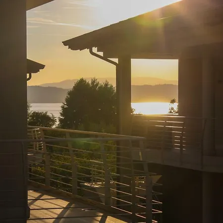 Sky Garda View Appartamento Sirmione